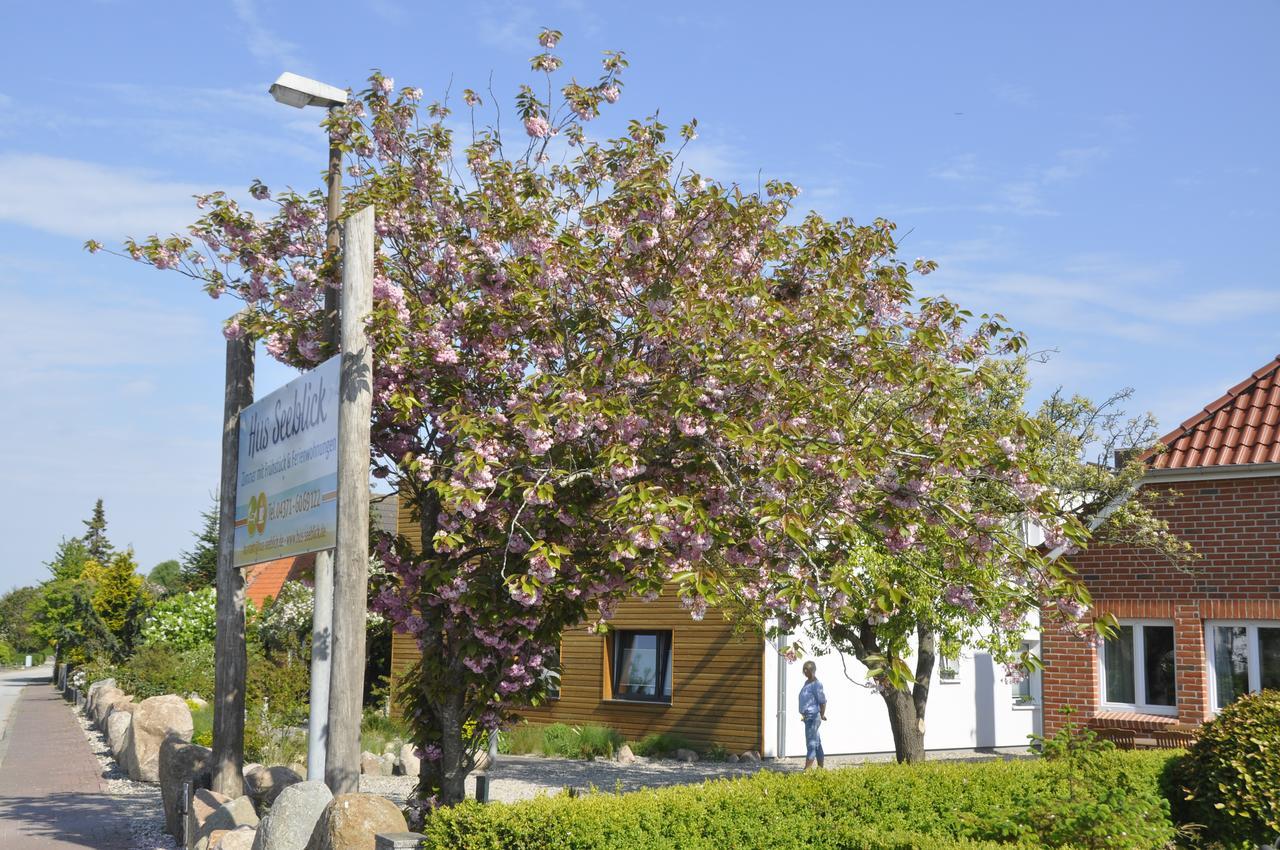 Hotel&Ferienunterkünfte Hus Seeblick Fehmarn Exterior foto