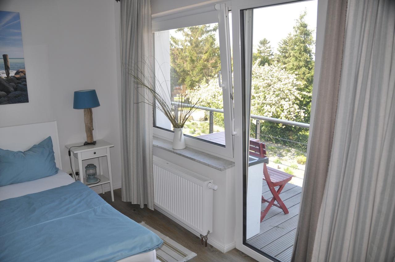 Hotel&Ferienunterkünfte Hus Seeblick Fehmarn Exterior foto